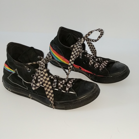 converse dark side of the moon